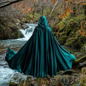 COPY - Velvet Green Cape